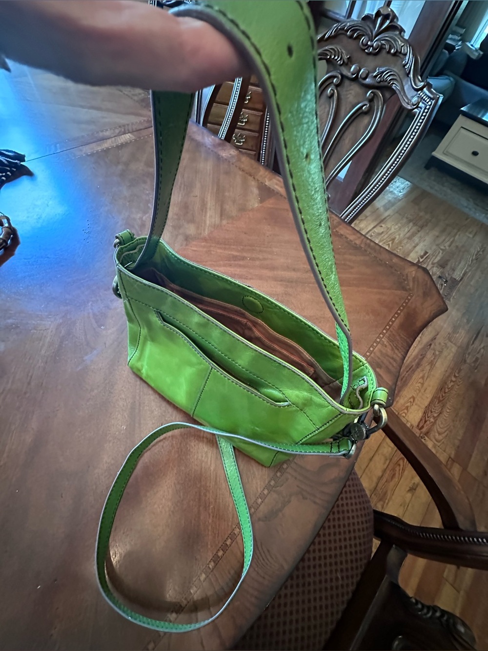 HOBO Lime Green Leather Shoulder Bag with Exterior Pocket - Picture 3 of 10